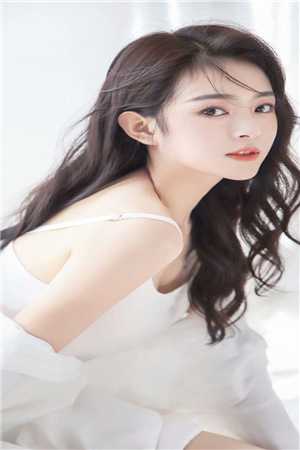 爱是镜中花，从此不遇卿小说