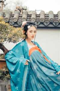 冰山美人是蛇精素玉贞青惹完结版小说