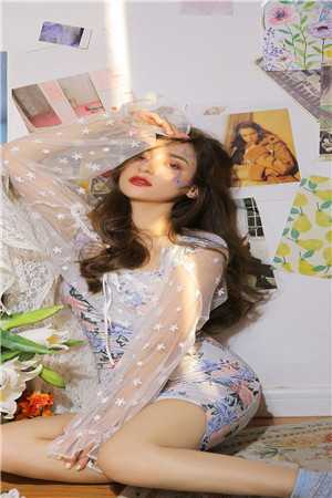 女友劝我把男助理当儿子养小说