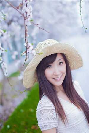 贵妃她媚骨天成，偏偏要权倾朝野！李宝林棠瑾溪完结文