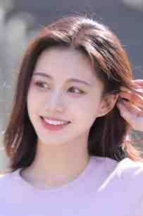 未婚夫帮真千金引流，害我丧命直播间 全集