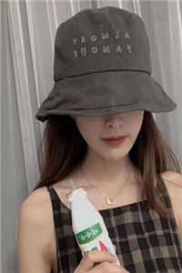 江随言默的小说我也不想心动啊，可她男装太帅啦小说阅读