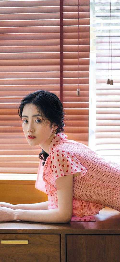 都市：从舞台开始称霸娱乐圈后续+全文