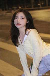 被老公和女儿逼着直播自认小三后，我远赴他乡结局+番外小说
