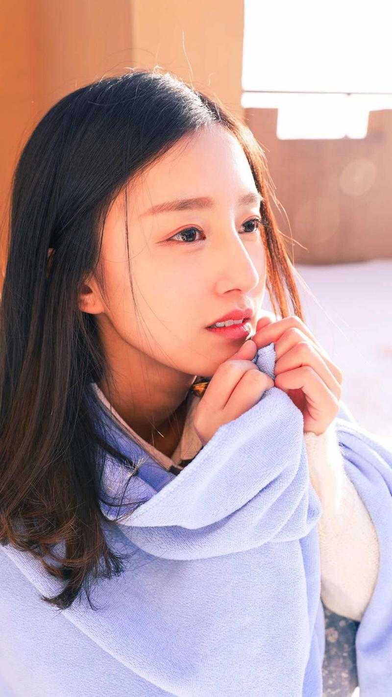 秦景和陆子枭写的小说前尘旧事镜中花，半生聊寄兰时景